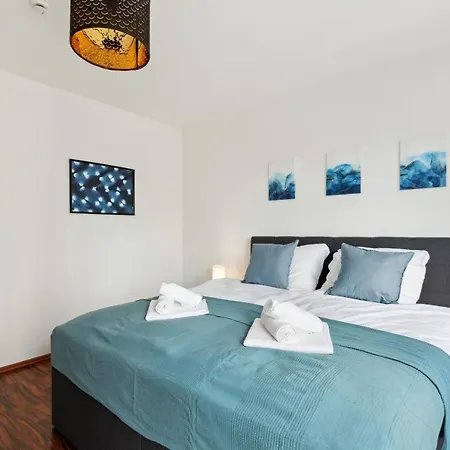 Good Homes Business & I Netflix, Kueche & 1000mbits Апартаменты Висбаден